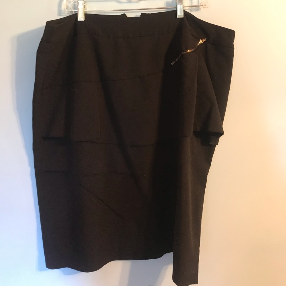 Cato Plus Size Ruffled Pencil Skirt with Pocket
